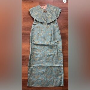 1960s Beautiful Brocade Evening Dress with Caplet Size Small